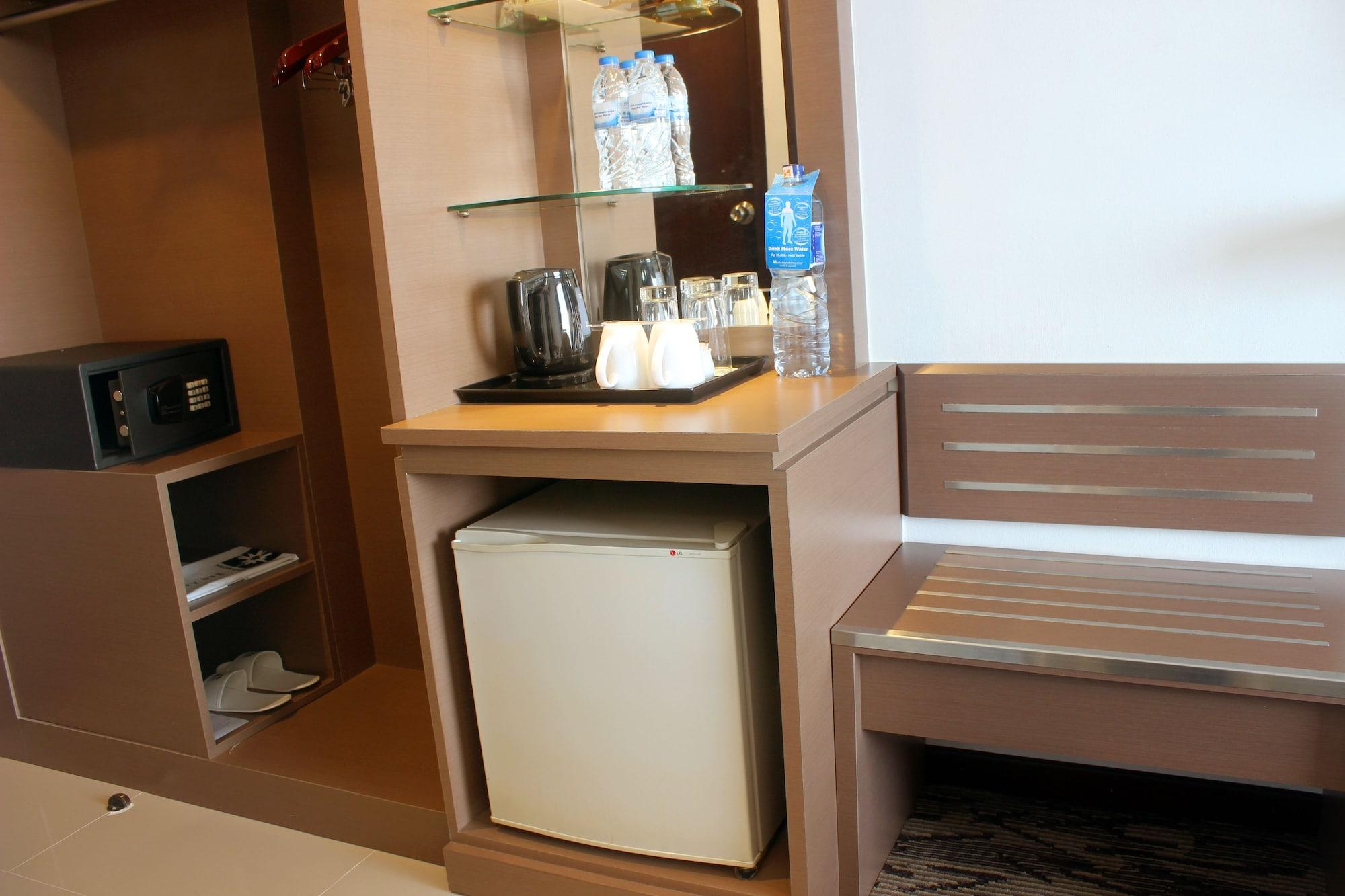 Swiss-Belinn Baloi Batam Nagoya Exterior foto