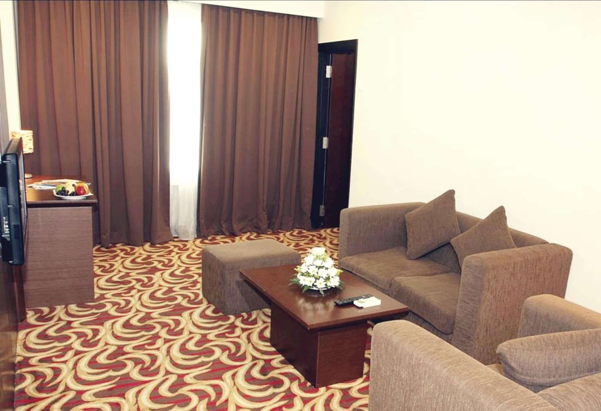 Swiss-Belinn Baloi Batam Nagoya Exterior foto