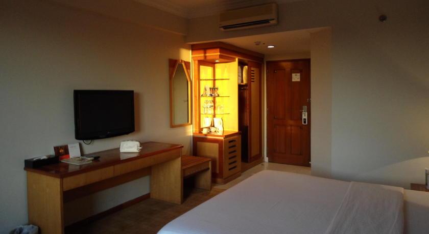Swiss-Belinn Baloi Batam Nagoya Exterior foto