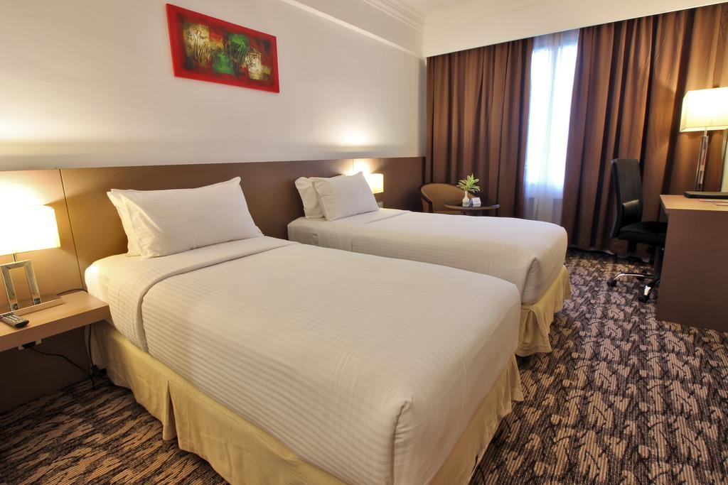 Swiss-Belinn Baloi Batam Nagoya Exterior foto