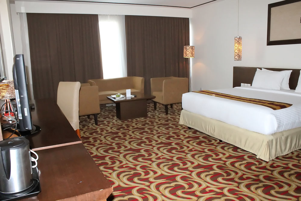 Swiss-Belinn Baloi Batam Nagoya Exterior foto